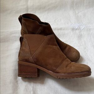 Sorel Waterproof Brown Ankle Boots